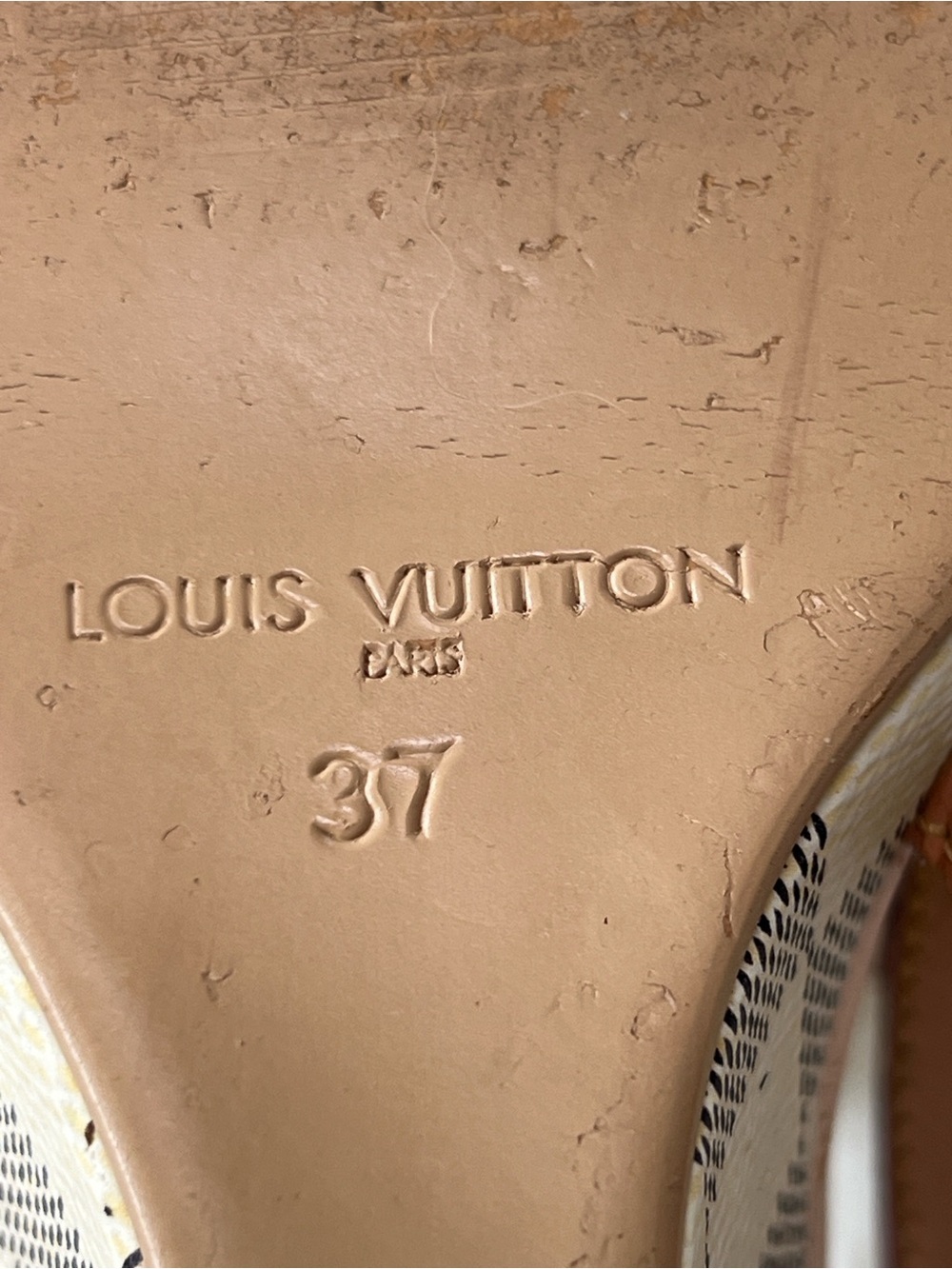 Louis Vuitton Brown Leather Open-Toe T-Strap Sandals size 37 - Picture 7 of 12